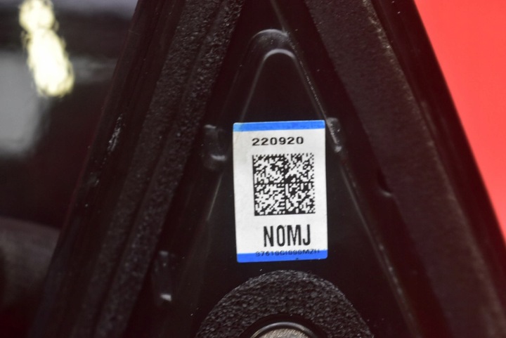 фото №7, Зеркало левая чёрные 0410013 eu hyundai ioniq 5 v 21- 8 pin