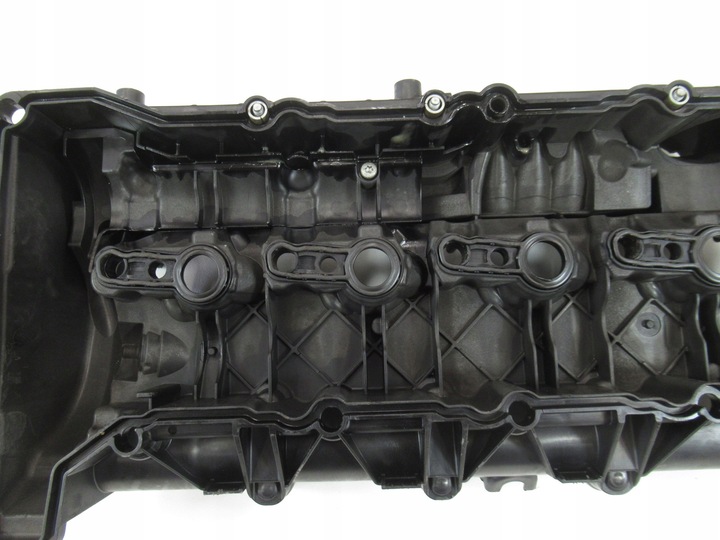 фото №12, Кришка клапанів bmw e60 e61 e81 e83 84 e90 e91 n47