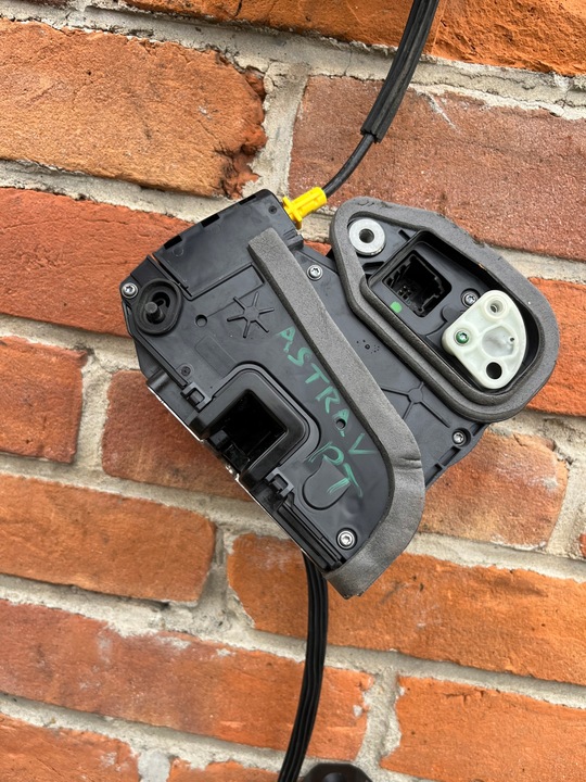 фото №9, Opel astra k v 16r замок двері праві зад універсал