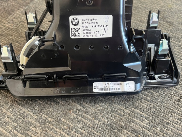 фото №9, Bmw x1 f48 рестайлинг 2019r решётка воздуховод панели консоли левая