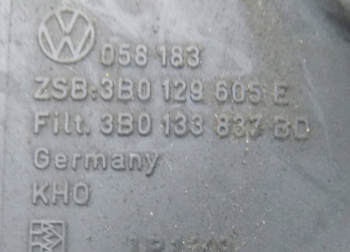 фото №5, Корпус фільтра повітря vw passat b5 2.0 b 20v 3b0129605e
