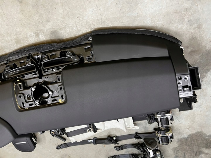 фото №8, Торпедо консоль подушка подушки ремни натяжители land rover discovery v l462 eu