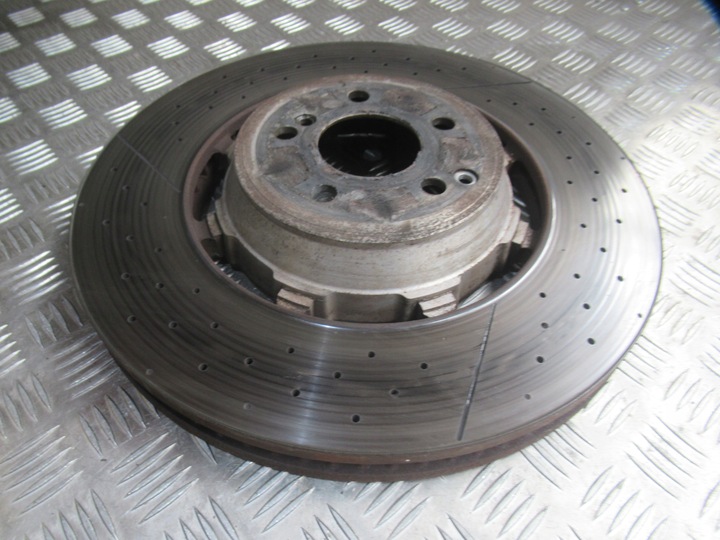 фото №13, Mercedes glc amg s 6.3 тормоза зажимы диски комплект