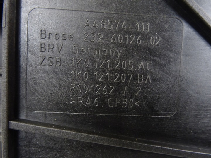 фото №16, Vw touran рестайлинг 1.6 tdi комплект радиатор 1k0121251dd 1k0820411ah 1k0145803bm