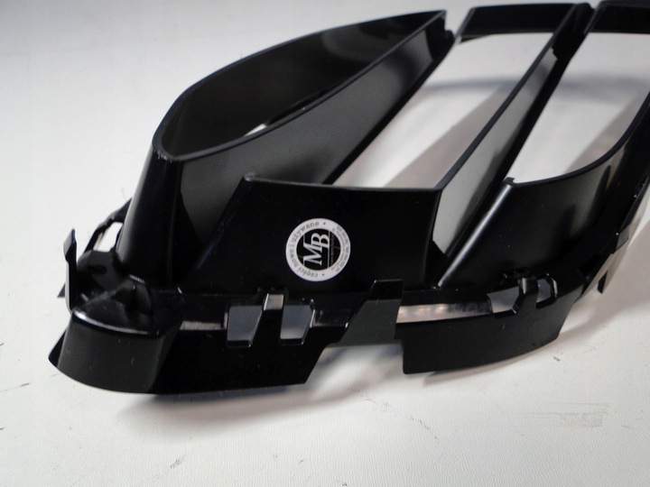 фото №11, Mercedes решітка бампера права ліва cla 118 45 amg a1188858201 a1188858101