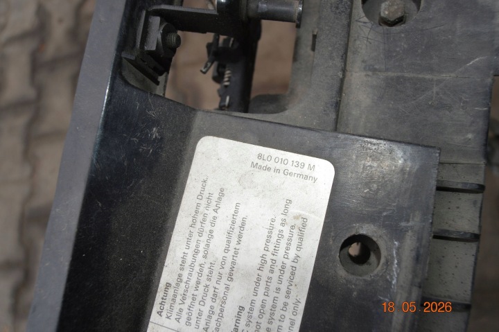 фото №8, Передняя панель audi a3 s3 8l 1.8 8l0010139m
