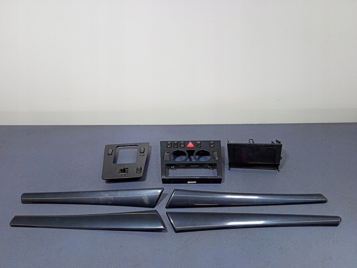 фото №1, Mercedes c w202 рестайлінг планки декоративний декори карбон