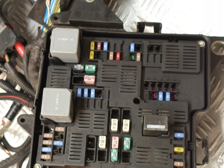 фото №14, Volvo xc90 установка жгут двигателя корпус предохранителей 32200114