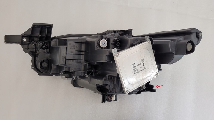 фото №11, Лампа правая перед преобразователь mazda 3 iv bp 2019- полный led 9 pin