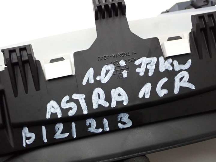 фото №8, Панель приладів європа 39044897 opel astra v k 1.0 турбіна 16r