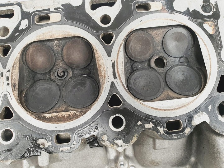 фото №13, Головка двигателя правая jaguar s-type 3.0 v6