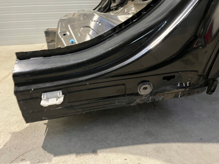 фото №16, Четверть крыло правые левый полный зад ванна mercedes a-klasa w177