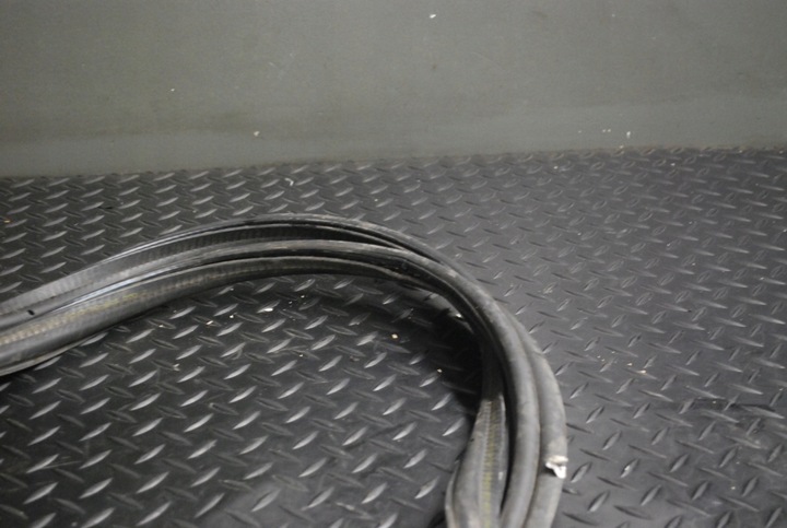 фото №6, Прокладка крышки багажника bmw e90 sedan 7060839