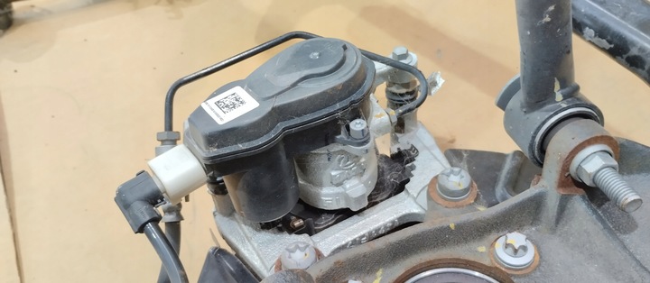 фото №13, Поворотна опора підвішування зад лівий ліві jeep compass ii 4x4 22r 2.0d амортизатор mcpherson