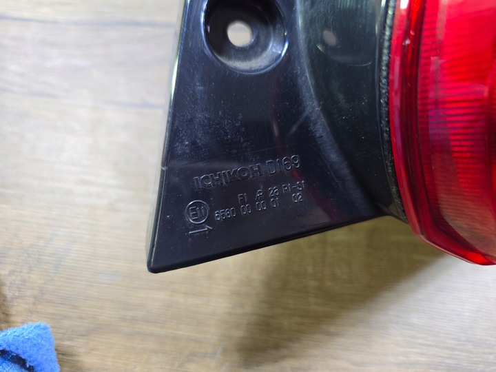 фото №8, Mitsubishi space star ii рестайлінг лампа зад задня права 8330b020