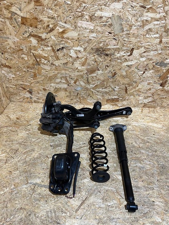 фото №6, Поворотна опора підвішування зад праві q3 83a tiguan 5qf505435g 5qf505436