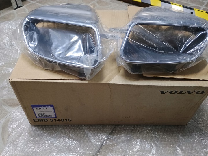 VOLVO 非売品セット $_57.JPG?set_id=8800005007