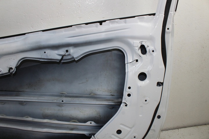 фото №9, Mazda 2 de двері праві перед 3d