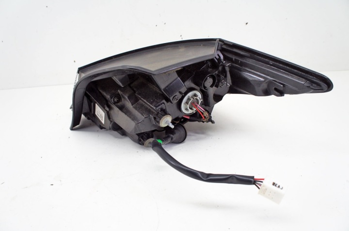 фото №6, Sz096 hyundai elantra vii ^ фара левое зад 92401aa200 sedan ar