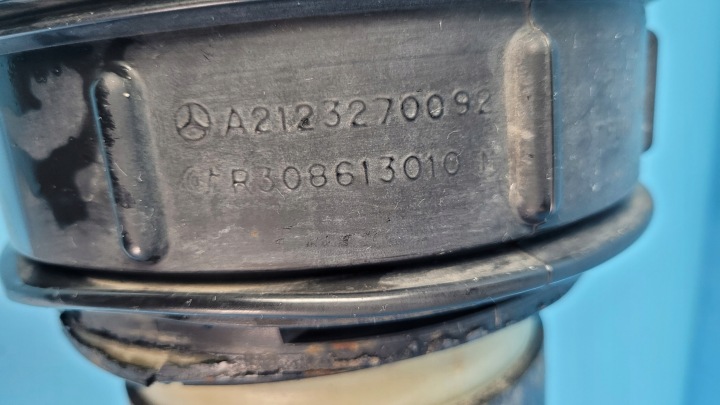 фото №10, Mercedes w218 cls 350 15r подушка повітряна подушка підвішування ліва зад a2123270092