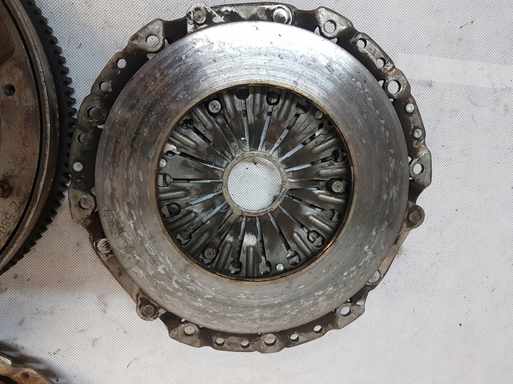 фото №15, Bmw e87 e81 e90 e92 n47 сцепление двухмассовый маховик kpl