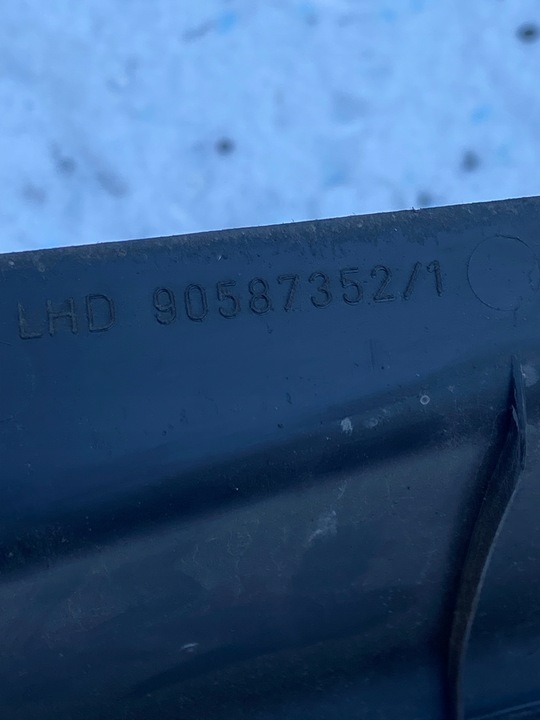 фото №5, Панель под лобовым стеклом перед opel zafira a 09175093