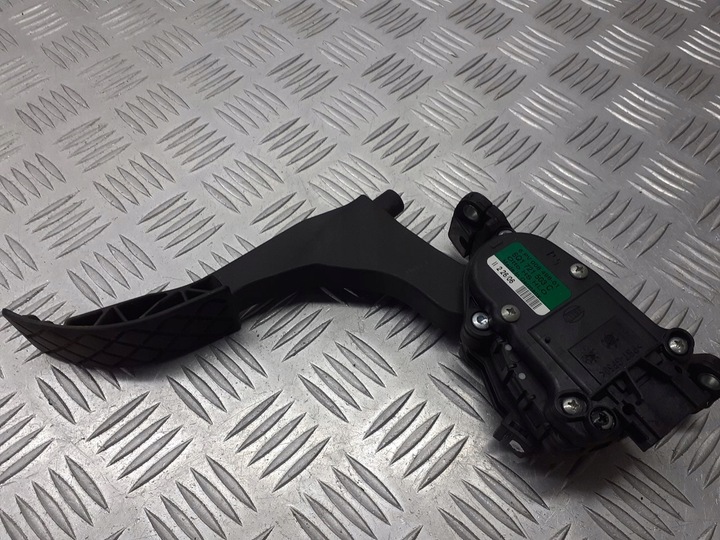 фото №1, Потенціометр газу skoda fabia i 1.2 6q1721503c