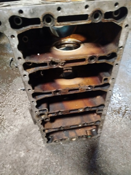 фото №12, Блок двигателя низ volvo 31359264