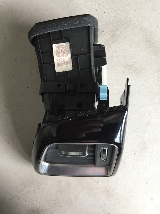 фото №5, Kia ceed iii 18- решётка воздуховод правая европа