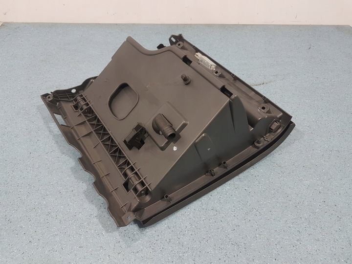 фото №5, Volkswagen golf v plus бардачок пасажира 5m1857097