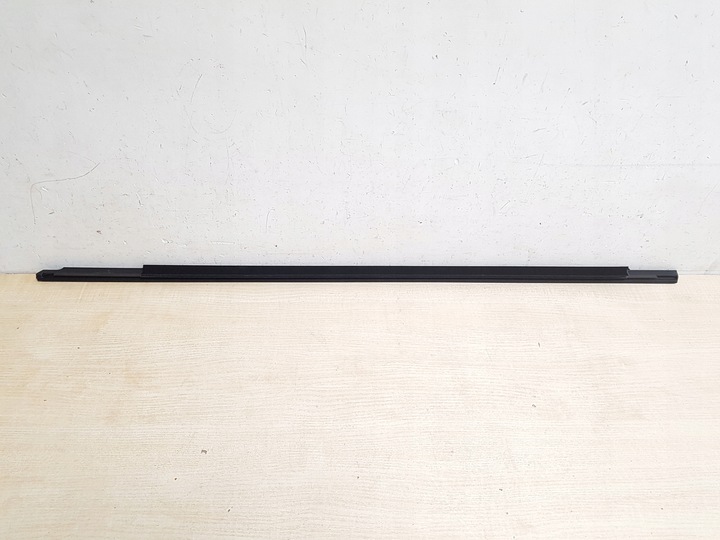 фото №1, Audi q3 17^ планка накладка правый перед 83a837478a