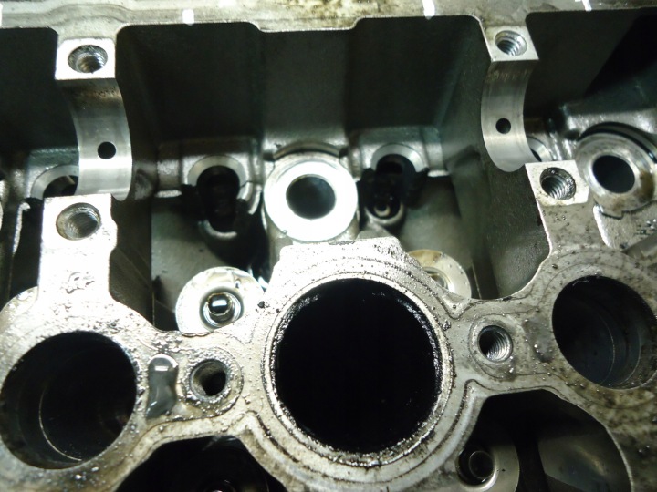 фото №8, Volvo s60 v60 xc70 iii 2.4 2.0 d4 d5204t3 головка двигателя 30777365