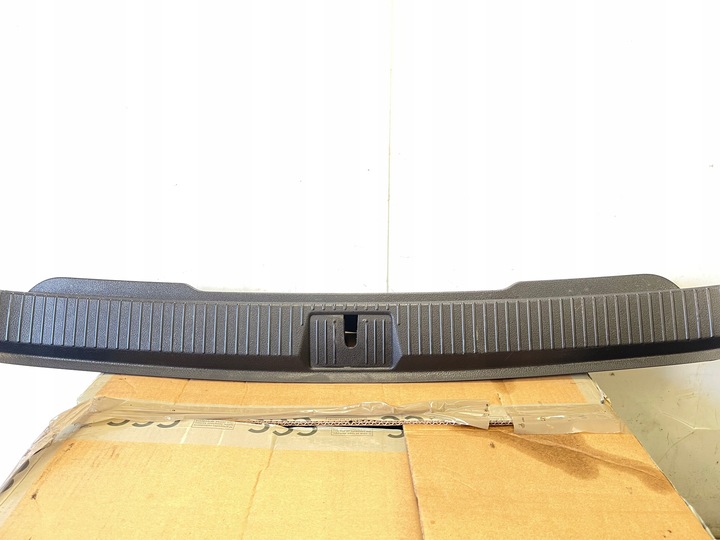 фото №1, Планка защита порога багажника volkswagen passat b8 универсал 17r 3g9863459