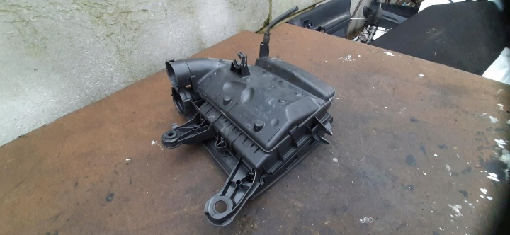 фото №6, Корпус фільтра повітря 1.6ehdi peugeot 308 cc 9673061080