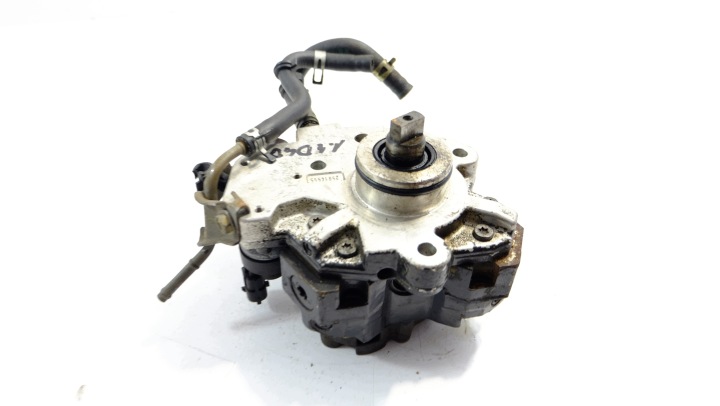 фото №12, Toyota yaris ii 1.4 d4d насос топливная рейка 22100-33010