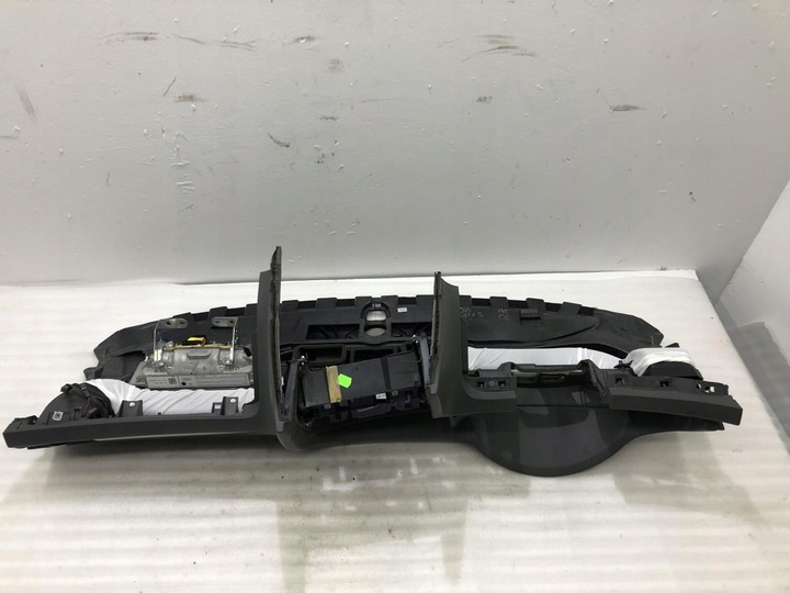 фото №7, Панель роздавальна консоль audi a6 c6 європа