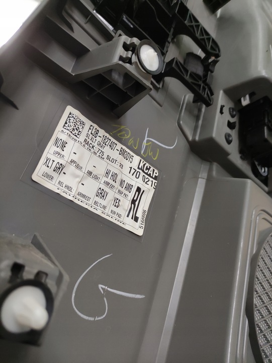 фото №11, Ford f150 боковина обшивки дверь зад 2015 боковина обивка