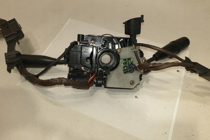 фото №10, Подрулевые рычаги mazda mx-3 ec 175187 1991