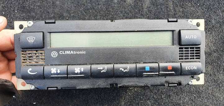 фото №1, Панель кондиционера 3b1907044b passat b5 bora