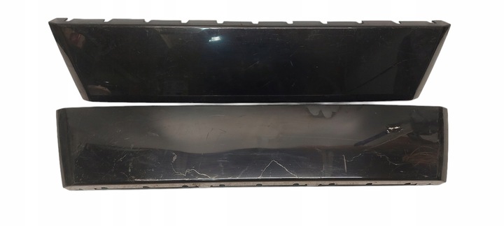 фото №1, Audi q5 8r прокладка pod номерні знаки рамка планка 8r0807287b