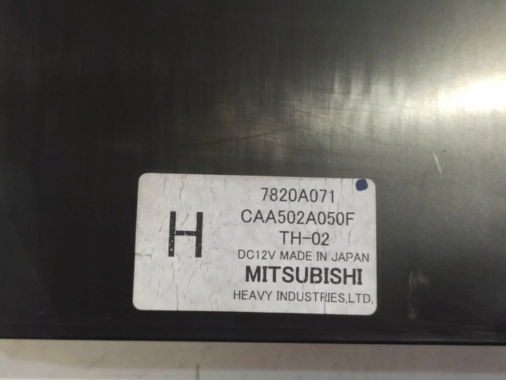 фото №6, Mitsubishi grandis 2006 панели управление, переключатели