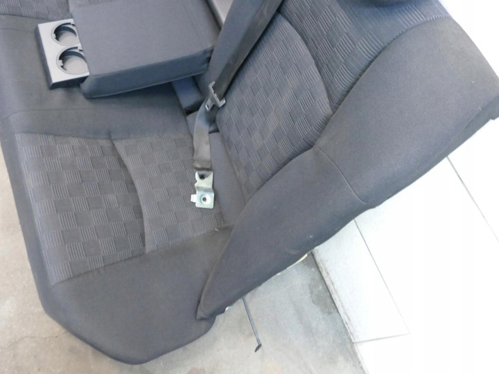 фото №6, Mercedes c w203 рестайлінг sedan диван зад задня