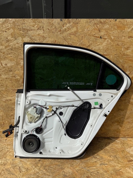 фото №13, Двері зад задні праві seat toledo iv skoda rapid