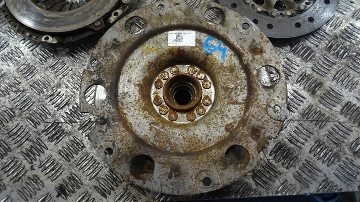 фото №7, Сцепление двухмассовый колесо маховики a4 b8 0b1141015b номер 64