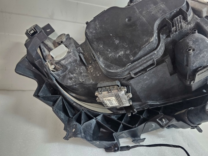 фото №8, Фара передняя левая bmw e90 / e91 динамический ксенон 631169427439