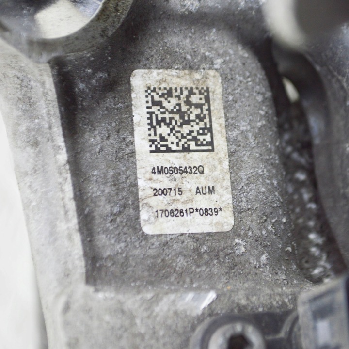 фото №7, Audi q7 4m 2015 правая сторона ступица колёса заднего