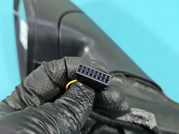 фото №12, Дзеркало праве skoda octavia iii європа / лак: lf5w / 6pin / подряпини na obu