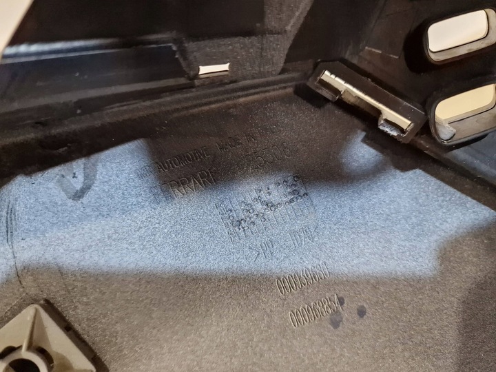 фото №16, Ferrari roma f169 20- бампер переднє перед