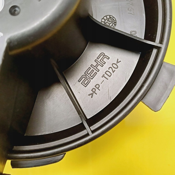 фото №6, Повітродувка повітропровід вентилятор peugeot 206 рестайлінг 5576705 behr nr422