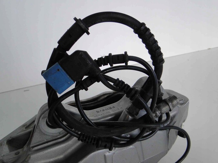 фото №6, Mercedes w222 222 супорт переднє brembo 20b4010800